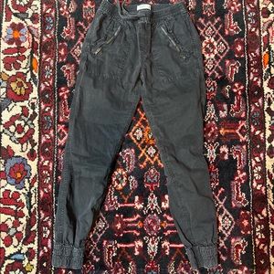 A&F cargo pants